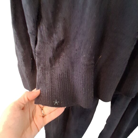 Barefoot Dreams sweatsuit set womens Medium cozy chic lite black top pants - Picture 6 of 7